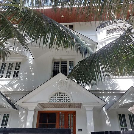 Annies Inn Homestay Kochi Exterior foto